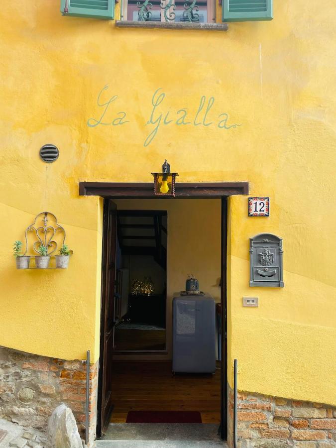 La Gialla Di Via Silvano 12 몬포르테달바 외부 사진